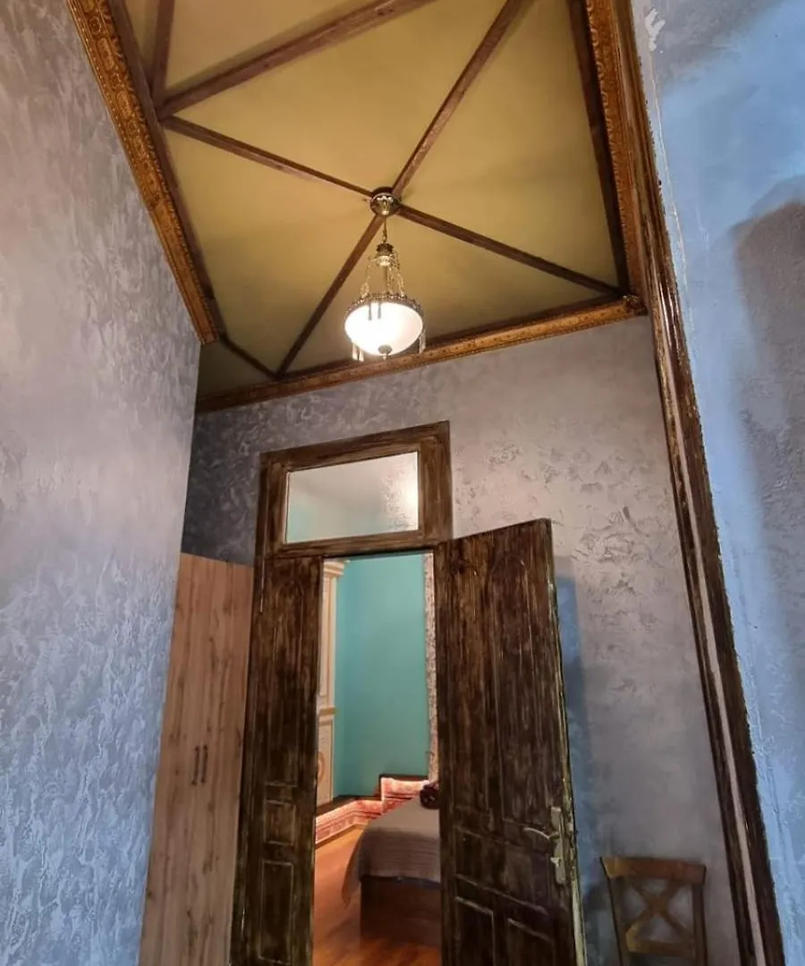באקו Apartments History 1870