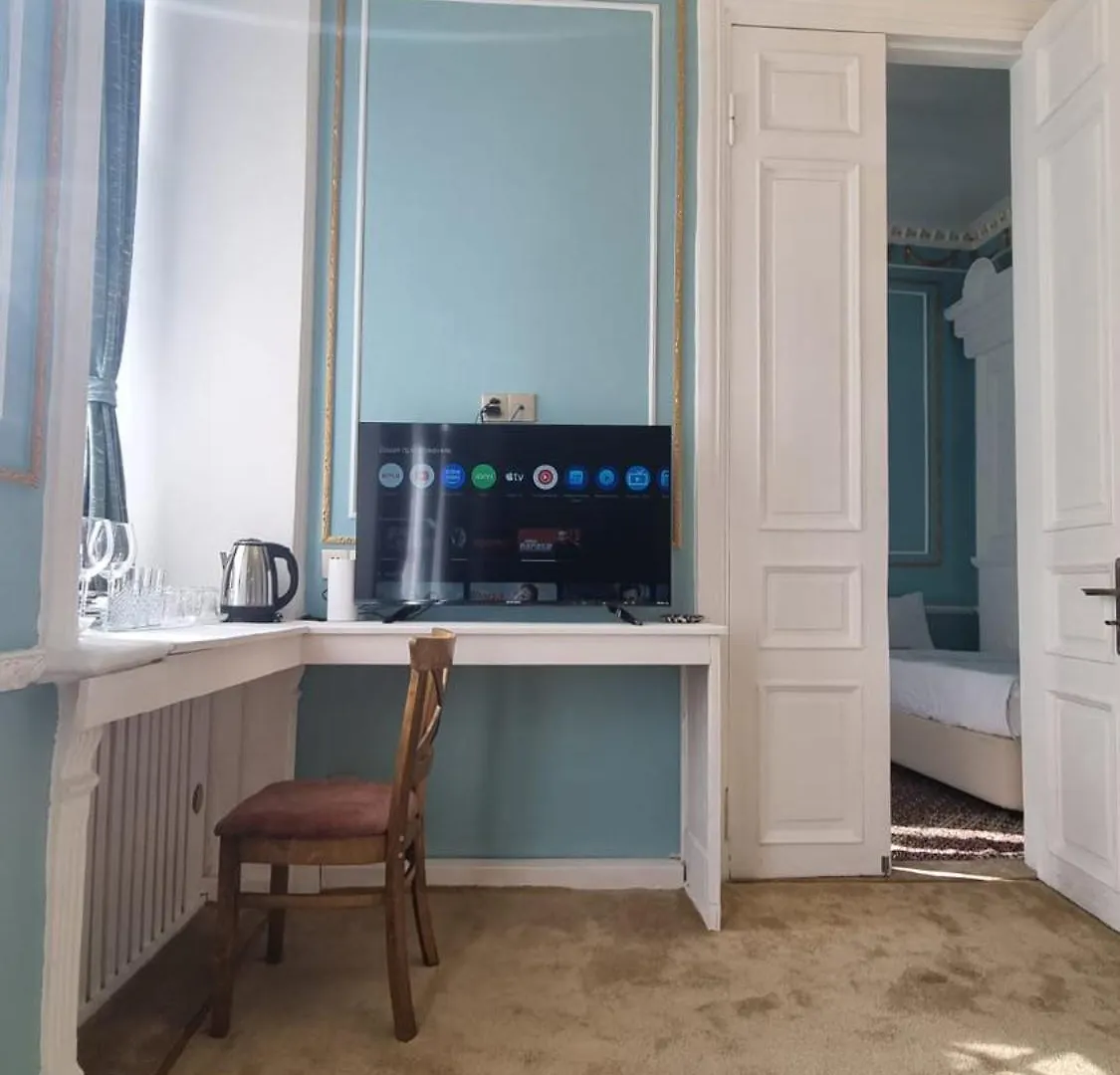 באקו Apartments History 1870